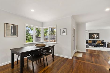 Photo of property in 1/41 College Road, Northcote, Auckland, 0627