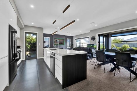 Photo of property in 17 Honeyfield Drive, Whalers Gate, New Plymouth, 4310