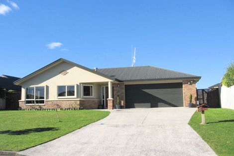 Photo of property in 4 Greenwich Place, Rototuna, Hamilton, 3210