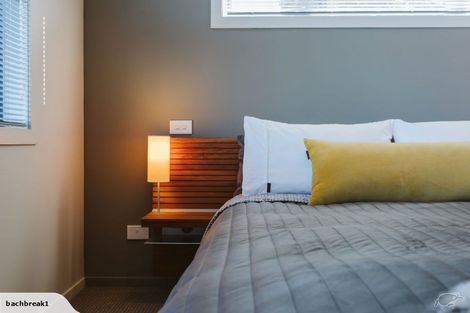 Photo of property in The Strand, 8/16 Ronald Street, Strandon, New Plymouth, 4312