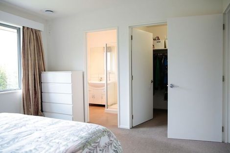 Photo of property in 12 Stonebridge Lane, Oxford, 7430