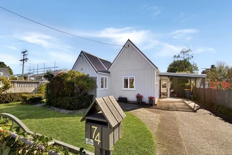 Photo of property in 74 Ferry Parade, Herald Island, Auckland, 0618
