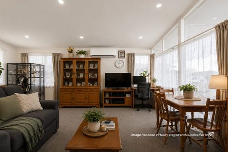 Photo of property in 69 Ferguson Street, Manurewa East, Auckland, 2102