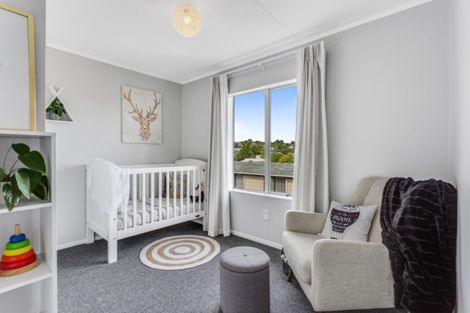 Photo of property in 7 Elizabeth Drive, West Harbour, Auckland, 0618