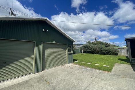 Photo of property in 352 Cambridge Terrace, Naenae, Lower Hutt, 5011