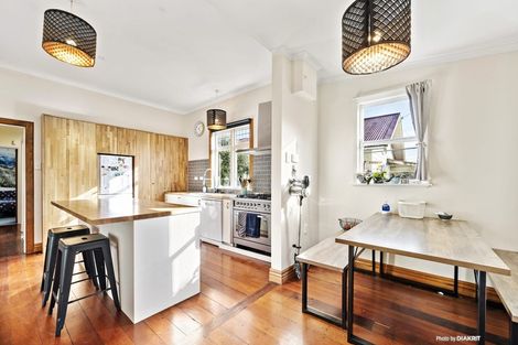 Photo of property in 36 Volga Street, Island Bay, Wellington, 6023