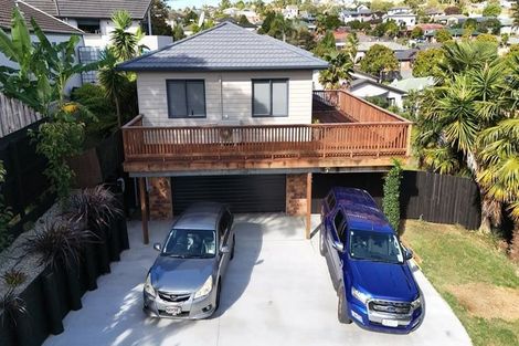 Photo of property in 20 Wallace Road, Ranui, Auckland, 0612