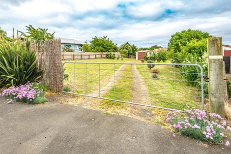 Photo of property in 169 Egmont Street, Patea, 4520