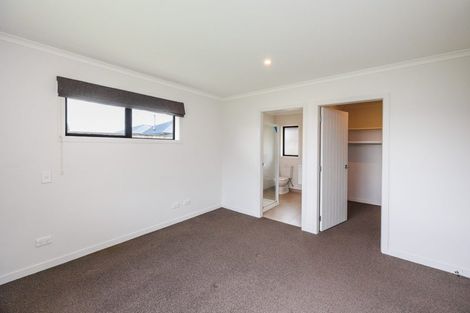 Photo of property in 25 Varsity Heights, Fitzherbert, Palmerston North, 4410