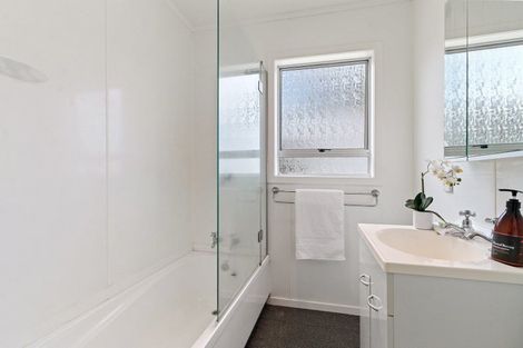 Photo of property in 206 The Terrace, Thames, 3500