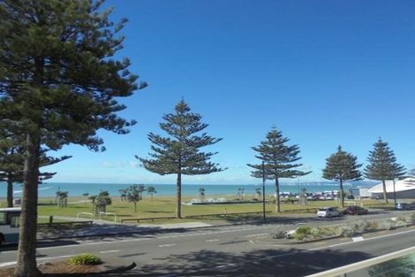 Photo of property in 435 Marine Parade, Napier South, Napier, 4110
