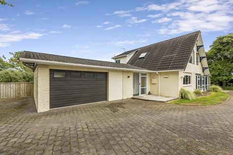 Photo of property in 296b Mangorei Road, Merrilands, New Plymouth, 4312