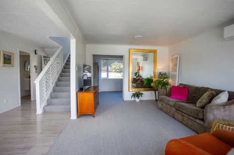 Photo of property in 8a Sheridan Terrace, Johnsonville, Wellington, 6037