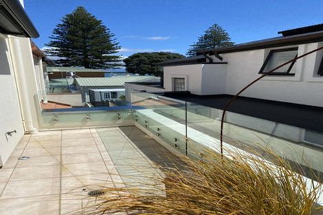Photo of property in 4/14 Victoria Road, Mount Maunganui, 3116