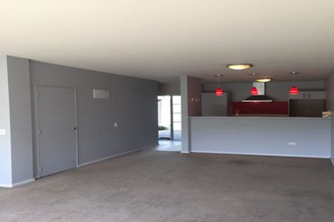 Photo of property in Monterey Apartments, 22/232 Middleton Road, Glenside, Wellington, 6037