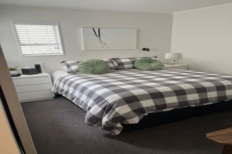 Photo of property in 1/130 Oriental Parade, Oriental Bay, Wellington, 6011