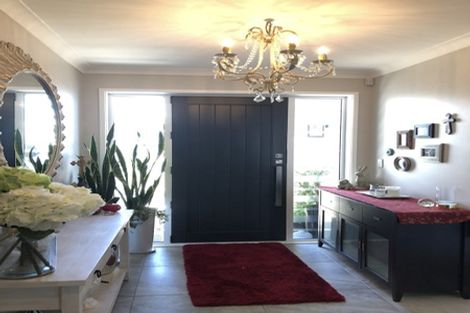 Photo of property in 28 Manuel Road, Silverdale, 0932