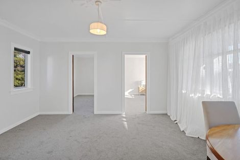 Photo of property in 359 Saint Aubyn Street, Moturoa, New Plymouth, 4310