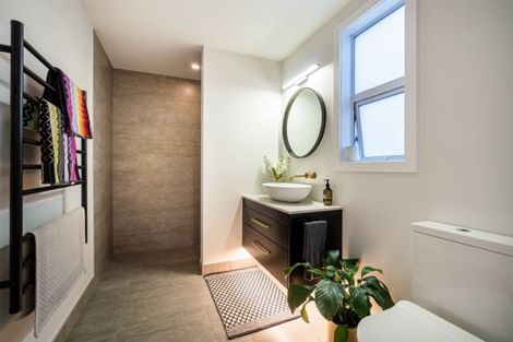 Photo of property in 1/29 Clarence Road, Northcote Point, Auckland, 0627