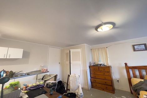 Photo of property in 1/26 Richards Avenue, Forrest Hill, Auckland, 0620