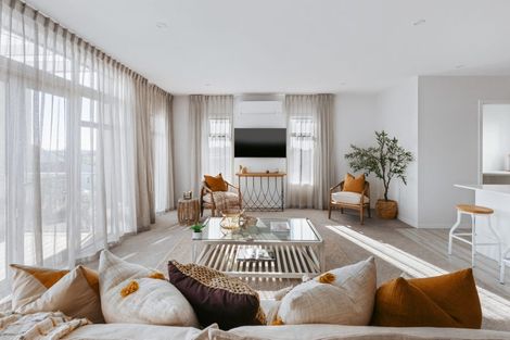 Photo of property in 35 Kittyhawk Drive, Kinloch, Taupo, 3377