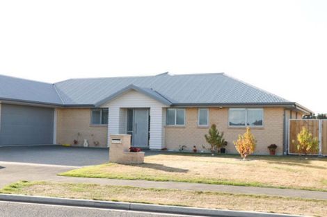 Photo of property in 5 Denton Street, Amberley, 7410