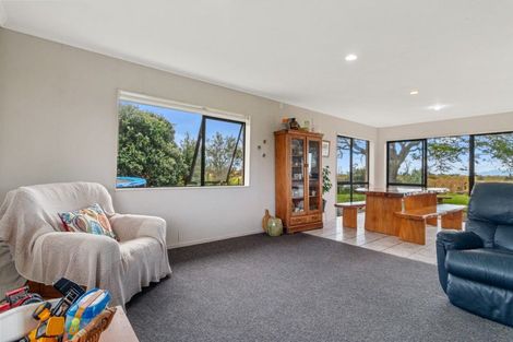 Photo of property in 1337 East Coast Road, Whakatiwai, Pokeno, 2473