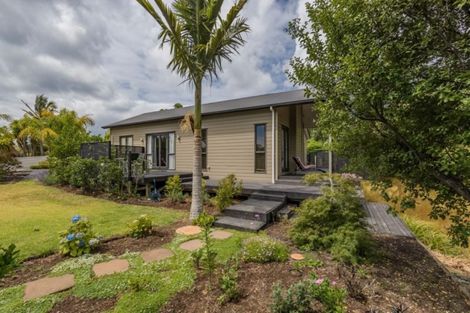 Photo of property in 15 Alderton Drive, Kerikeri, 0230