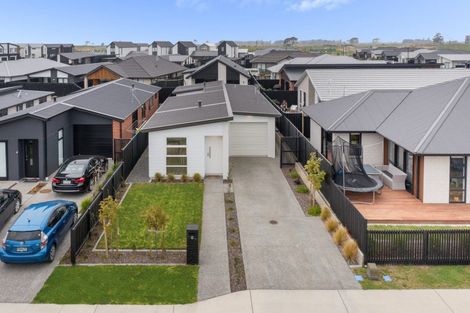 Photo of property in 9 Empire Crescent, Papamoa, 3118