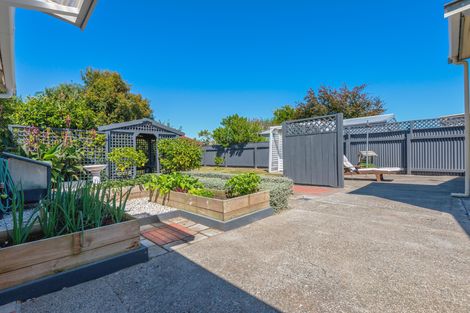 Photo of property in 34 Florence Avenue, Palmerston North, 4414