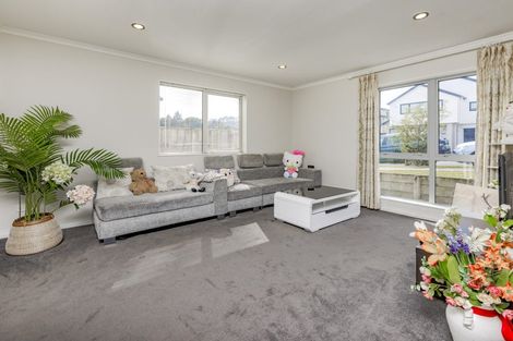 Photo of property in 3 Veneta Close, Flat Bush, Auckland, 2019