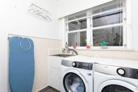 Photo of property in 25 Ries Street, Dannevirke, 4930