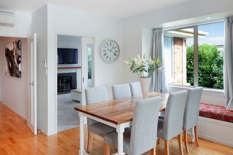 Photo of property in 43 Ruahine Place, Parklands, Christchurch, 8083