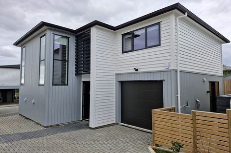 Photo of property in 16c Hobsonville Road, West Harbour, Auckland, 0618