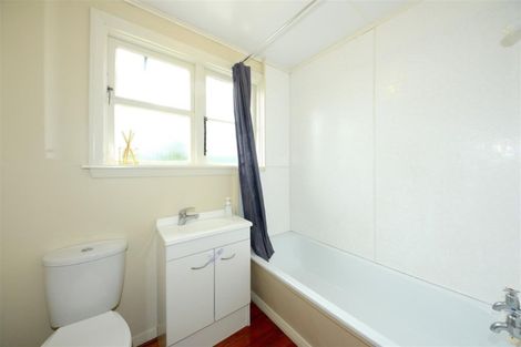 Photo of property in 26 Bateman Avenue, Bryndwr, Christchurch, 8053