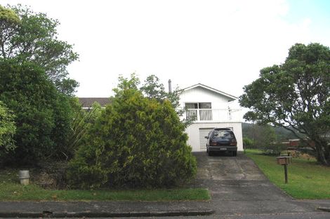 Photo of property in 6 Easter Parade, Glen Eden, Auckland, 0602