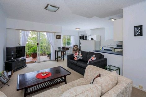 Photo of property in 17/83 Lake Road, Devonport, Auckland, 0622