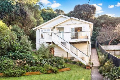 Photo of property in 7 Busaco Road, Hataitai, Wellington, 6021
