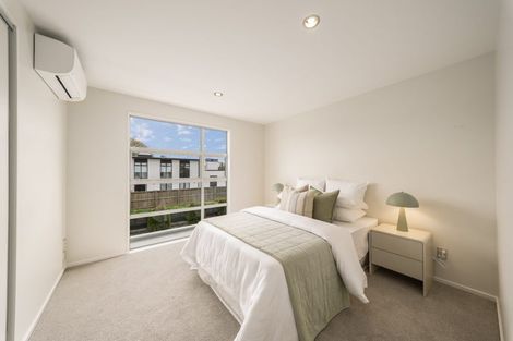 Photo of property in 72 Wai-iti Terrace, Bryndwr, Christchurch, 8052