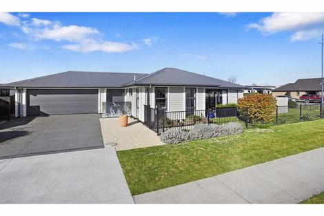 Photo of property in 24 Hodgkinson Road, Pegasus, 7612