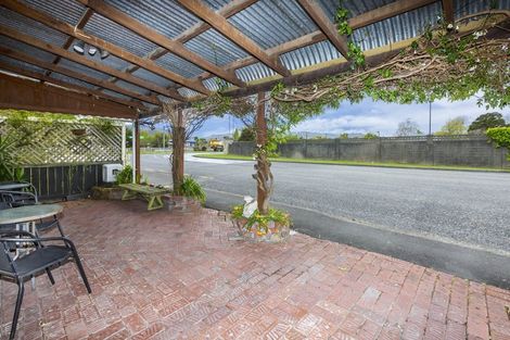 Photo of property in 54 Granville Street, Silverstream, Upper Hutt, 5019