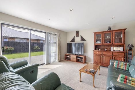 Photo of property in 32 Kotare Avenue, Rangiora, 7400