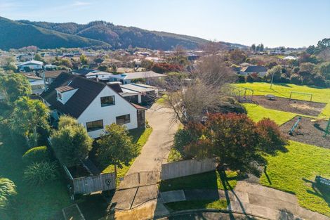 Photo of property in 9 Anslow Place, Wakefield, 7025