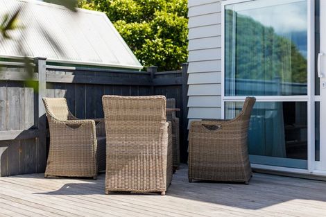 Photo of property in 42 Main Road, Titahi Bay, Porirua, 5022