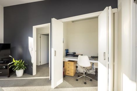 Photo of property in 576a Mangorei Road, Mangorei, New Plymouth, 4371