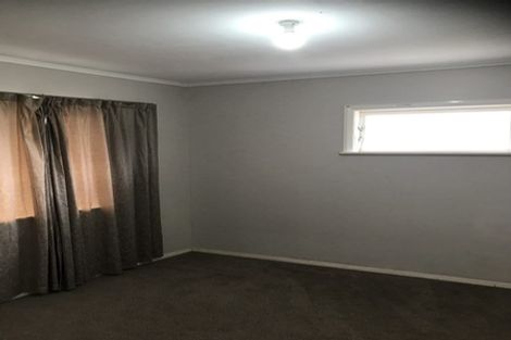 Photo of property in 28 Rice Crescent, Papakura, 2110