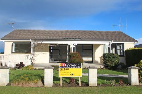 Photo of property in 22 Leven Street, South Hill, Oamaru, 9400
