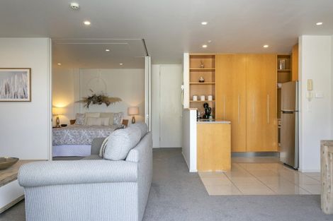 Photo of property in 7/2 Lowell Place, Waipahihi, Taupo, 3330