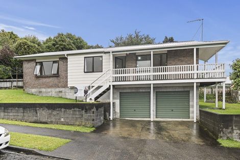 Photo of property in 4 Mayfair Place, Westown, New Plymouth, 4310
