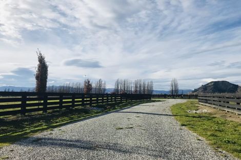 Photo of property in 10 Little Orchard Way, Wanaka, 9382